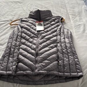 32 Degrees Silver Quilted Women's Vest